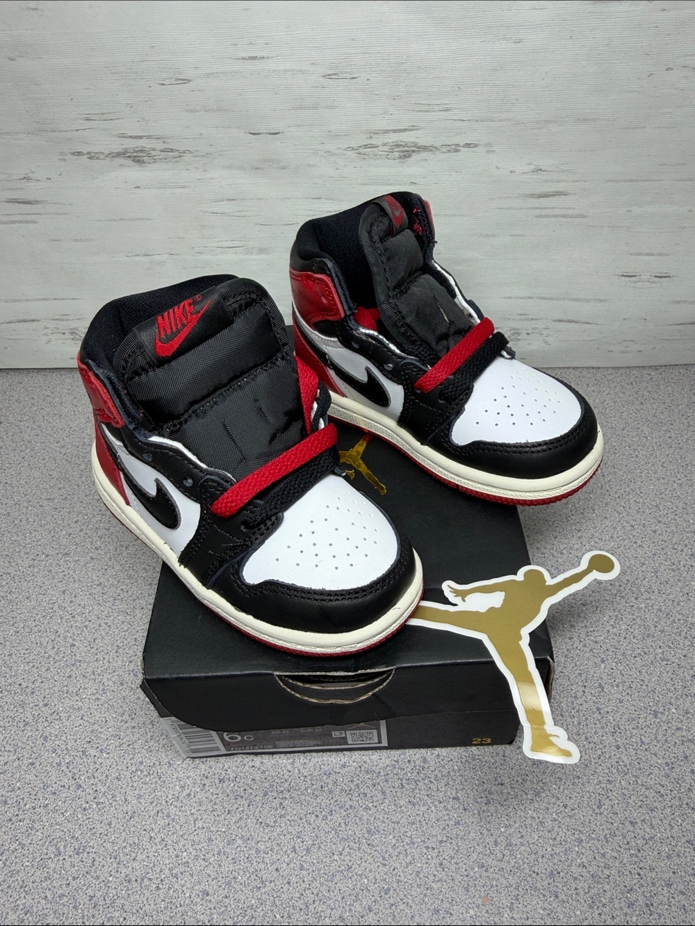 Nike Kids Air Jordan 1 Mid - White/Black/Red